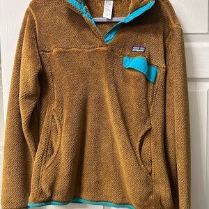 Patagonia Brown and Teal Pullover